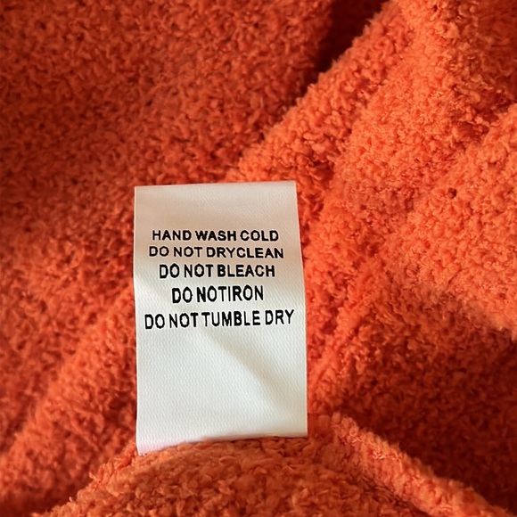 DAVI & DANI || Letters From Home Orange Oversize Cropped Cardigan. Sz. L - Picture 12 of 12